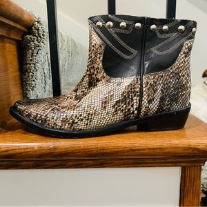 Mr. Wolf Studded Snakeskin Leather Moto Ankle Boots Size 36